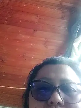 Darly Gomez online show from March 22, 2025, 8:37 pm