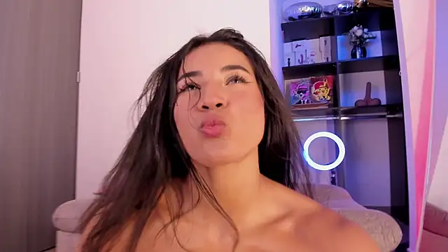 aixacheryl  online show from March 21, 2025, 5:54 am