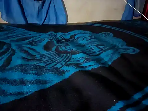 Snapshot of manuamador chatting on January 17, 2025, 4:28 am manuamador online show from January 17, 2025, 4:28 am