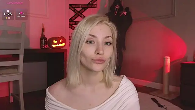 alexa novak online show from October 24, 2025, 2:21 am