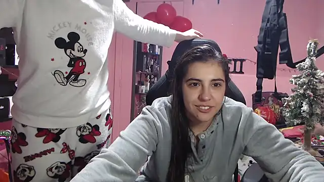 Ursumi1 online show from December 22, 2025, 11:38 pm