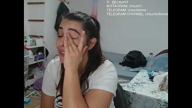 Ursumi1 online show from February 1, 2026, 8:29 pm