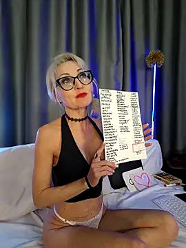 Snapshot of Milforja chatting on February 13, 2026, 8:25 am Milforja online show from February 13, 2026, 8:25 am