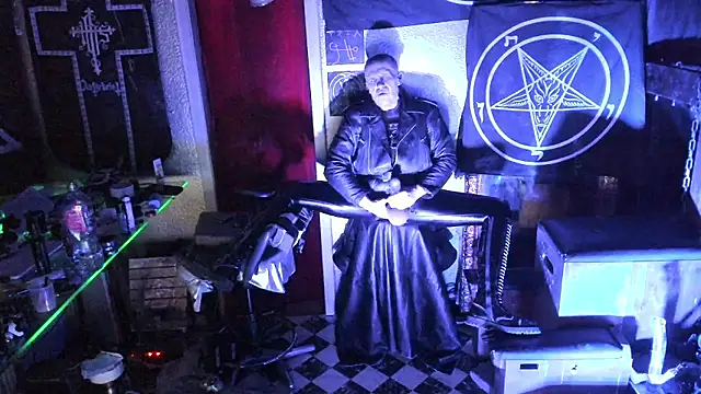 BULGEDEMON online show from March 4, 2026, 8:27 pm