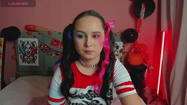 BeatriceReeves online show from November 2, 2025, 1:21 am