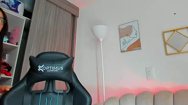 Tamaraa Serra online show from October 2, 2025, 6:11 pm