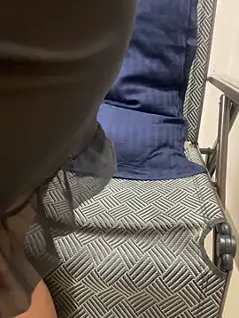 HoneyBearCpl online show from March 9, 2026, 3:26 pm