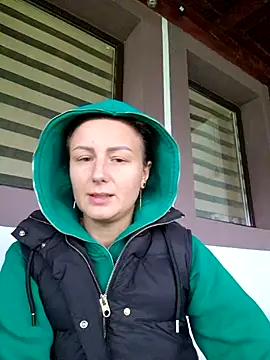 Snapshot of AudreyJoy chatting on October 2, 2025, 5:44 am AudreyJoy online show from October 2, 2025, 5:44 am