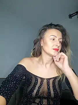 Snapshot of AudreyJoy chatting on December 17, 2024, 1:18 am AudreyJoy online show from December 17, 2024, 1:18 am