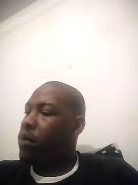 Snapshot of zuludog chatting on May 11, 2026, 3:41 am zuludog online show from May 11, 2026, 3:41 am