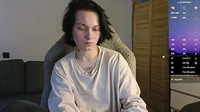 esajukyy online show from March 6, 2026, 11:16 am