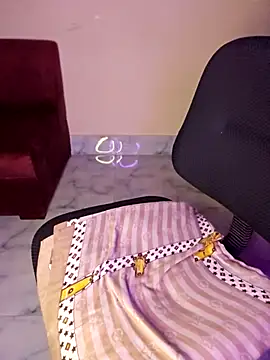 Snapshot of Olivia3 chatting on October 16, 2025, 9:56 pm Olivia3 online show from October 16, 2025, 9:56 pm