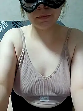 Miranda Nancy online show from October 1, 2025, 12:09 pm