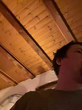 Snapshot of zenzero87 chatting on December 29, 2024, 9:41 pm zenzero87 online show from December 29, 2024, 9:41 pm