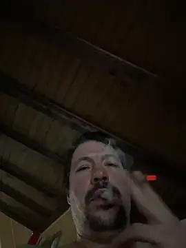 Snapshot of zenzero87 chatting on December 29, 2024, 8:22 am zenzero87 online show from December 29, 2024, 8:22 am