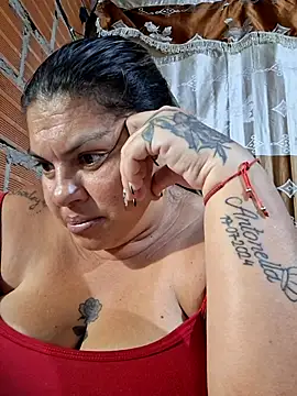 chubby sexy big tits online show from January 15, 2026, 12:25 am