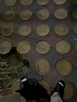 Snapshot of Lahcene chatting on November 22, 2025, 7:02 pm Lahcene online show from November 22, 2025, 7:02 pm