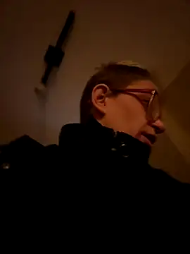 Stonermama666420 online show from December 21, 2025, 3:47 pm