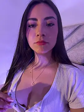 Melody 04 online show from November 20, 2025, 3:40 am