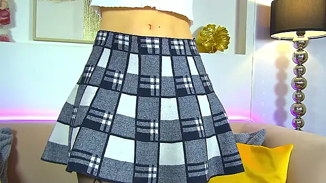 VictoriaArdern online show from December 3, 2025, 7:13 pm