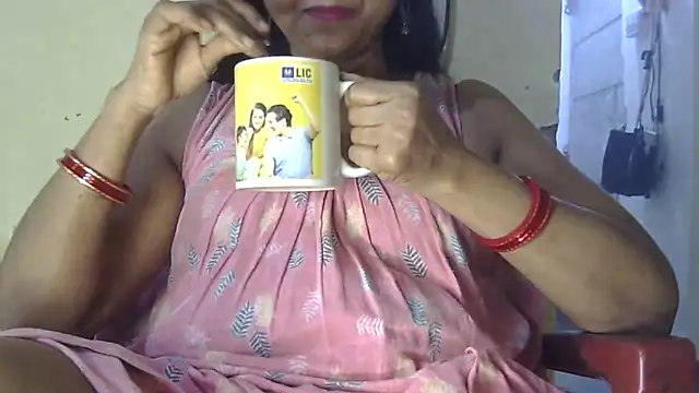 Snapshot of Suhana-sapna chatting on October 3, 2025, 1:56 pm Suhana-sapna online show from October 3, 2025, 1:56 pm