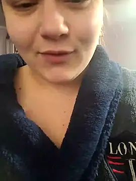 Snapshot of Sweetchubbybbw chatting on January 29, 2025, 10:16 am Sweetchubbybbw online show from January 29, 2025, 10:16 am