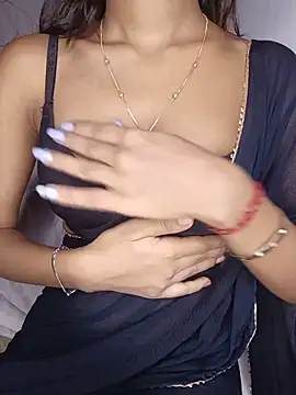 Snapshot of sexyriya_008 chatting on June 5, 2026, 6:02 pm sexyriya 008 online show from June 5, 2026, 6:02 pm