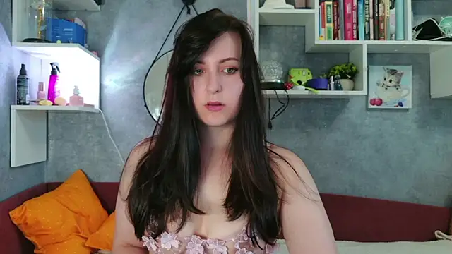 liya gorgeous online show from May 27, 2026, 4:25 pm