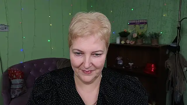 Sandra Snow online show from January 6, 2025, 2:36 pm