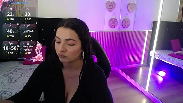 Noah Jhonson online show from September 26, 2025, 8:05 pm