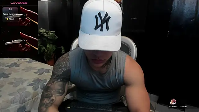 Snapshot of Flynn_Riider chatting on April 27, 2026, 5:22 pm Flynn Riider online show from April 27, 2026, 5:22 pm