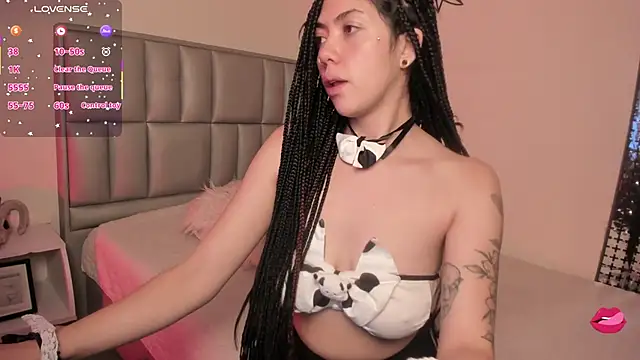 Aurora Hotson online show from September 27, 2025, 1:34 am