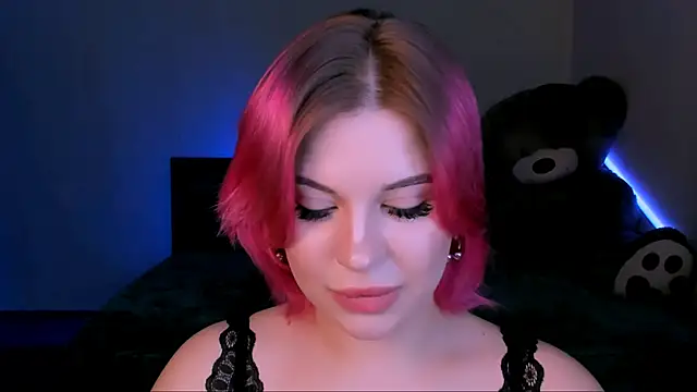 Snapshot of evaharve chatting on March 14, 2025, 12:32 am evaharve online show from March 14, 2025, 12:32 am