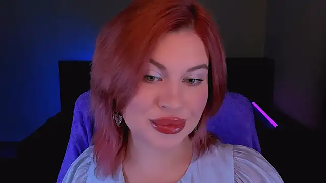 Snapshot of evaharve chatting on October 2, 2025, 5:22 am evaharve online show from October 2, 2025, 5:22 am