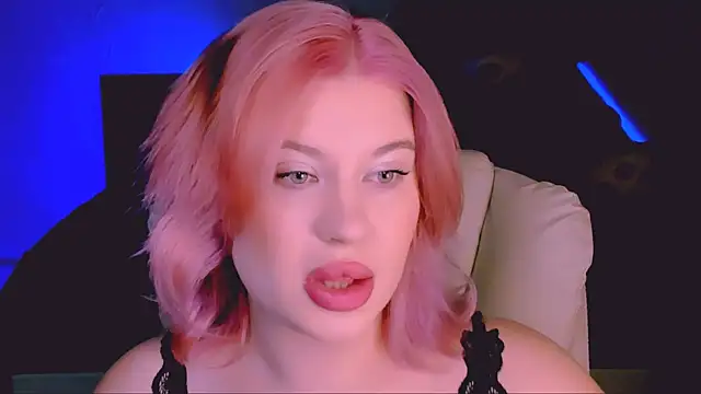 Snapshot of evaharve chatting on September 17, 2025, 4:47 am evaharve online show from September 17, 2025, 4:47 am