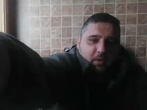  revianzip1 online show from February 26, 2025, 2:49 pm