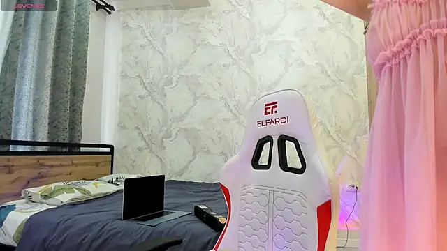 Babby Rabbit online show from April 14, 2026, 10:31 am