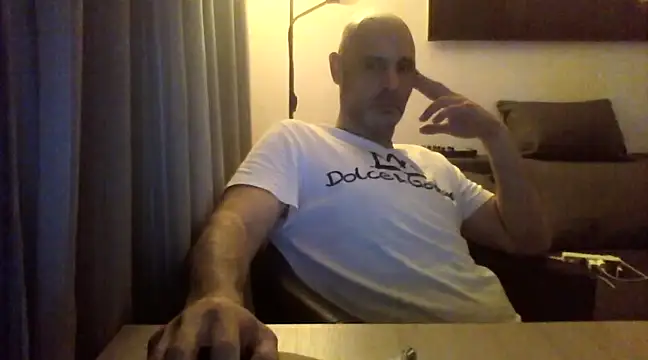 Avamereandmikel online show from March 23, 2025, 12:04 am