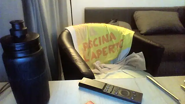 Avamereandmikel online show from September 9, 2025, 11:47 pm