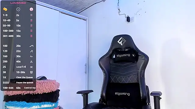 Dulce smith 1 online show from March 9, 2026, 10:46 pm