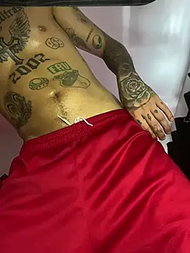 Junihn0 online show from January 28, 2025, 7:00 pm