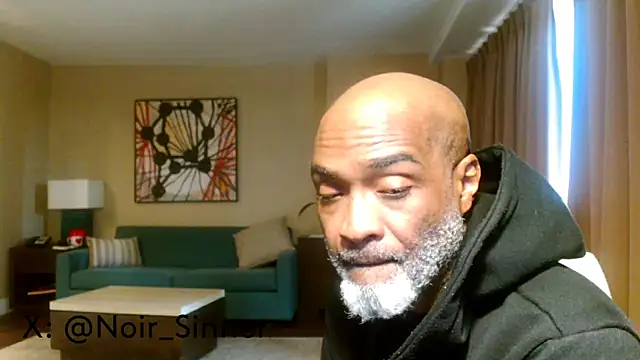 Snapshot of sinnernoir chatting on February 20, 2026, 6:32 pm sinnernoir online show from February 20, 2026, 6:32 pm