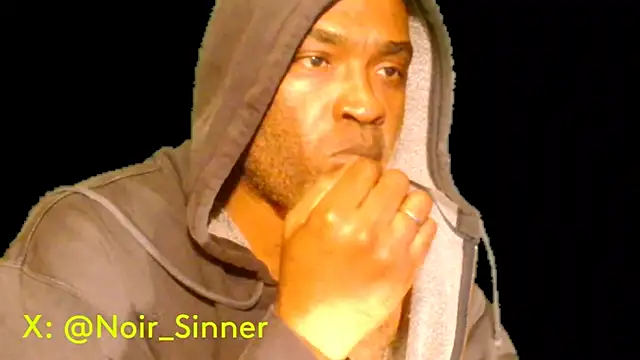 Snapshot of sinnernoir chatting on February 11, 2026, 10:42 pm sinnernoir online show from February 11, 2026, 10:42 pm