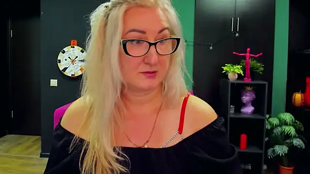 ChristyBrooks online show from March 2, 2025, 2:36 pm