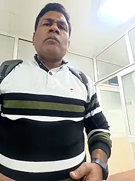 Snapshot of Kakabiraji chatting on February 15, 2025, 12:43 pm Kakabiraji online show from February 15, 2025, 12:43 pm