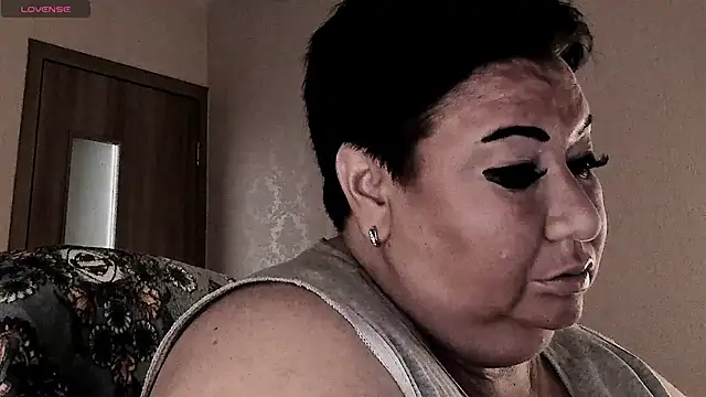 SexxyDreams1 online show from June 22, 2026, 3:25 am