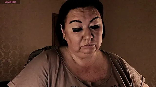 SexxyDreams1 online show from January 6, 2026, 1:09 am