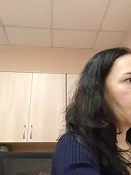 SweetBerryBella online show from February 14, 2025, 6:12 am