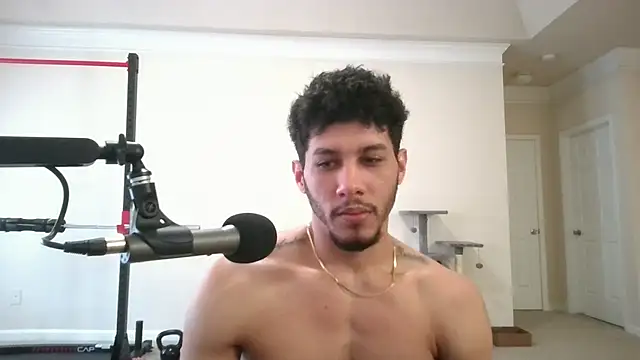 Snapshot of DamnKevin chatting on February 24, 2025, 2:48 pm DamnKevin online show from February 24, 2025, 2:48 pm