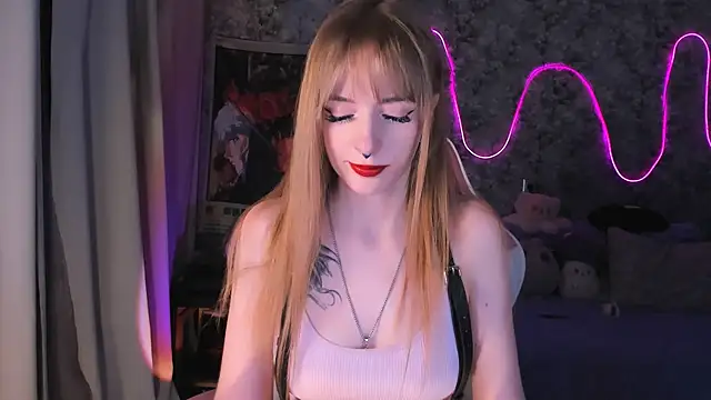 Inma Lewdness online show from February 15, 2025, 9:17 pm